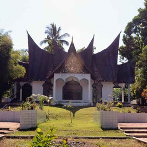 Makam Pahlawan Tuanku Imam Bonjol